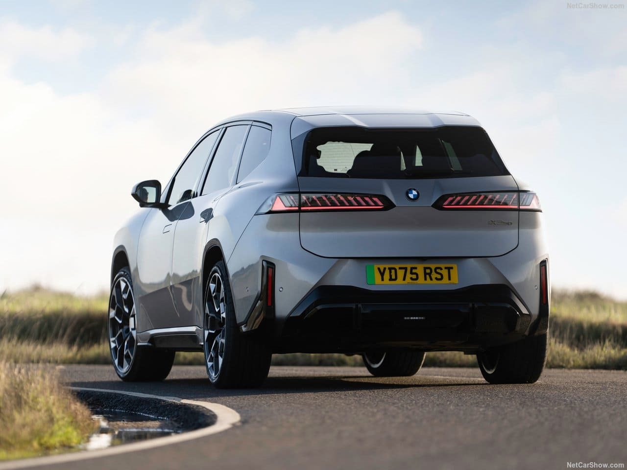 2026 - BMW iX3 UK VERSION, foto 21
