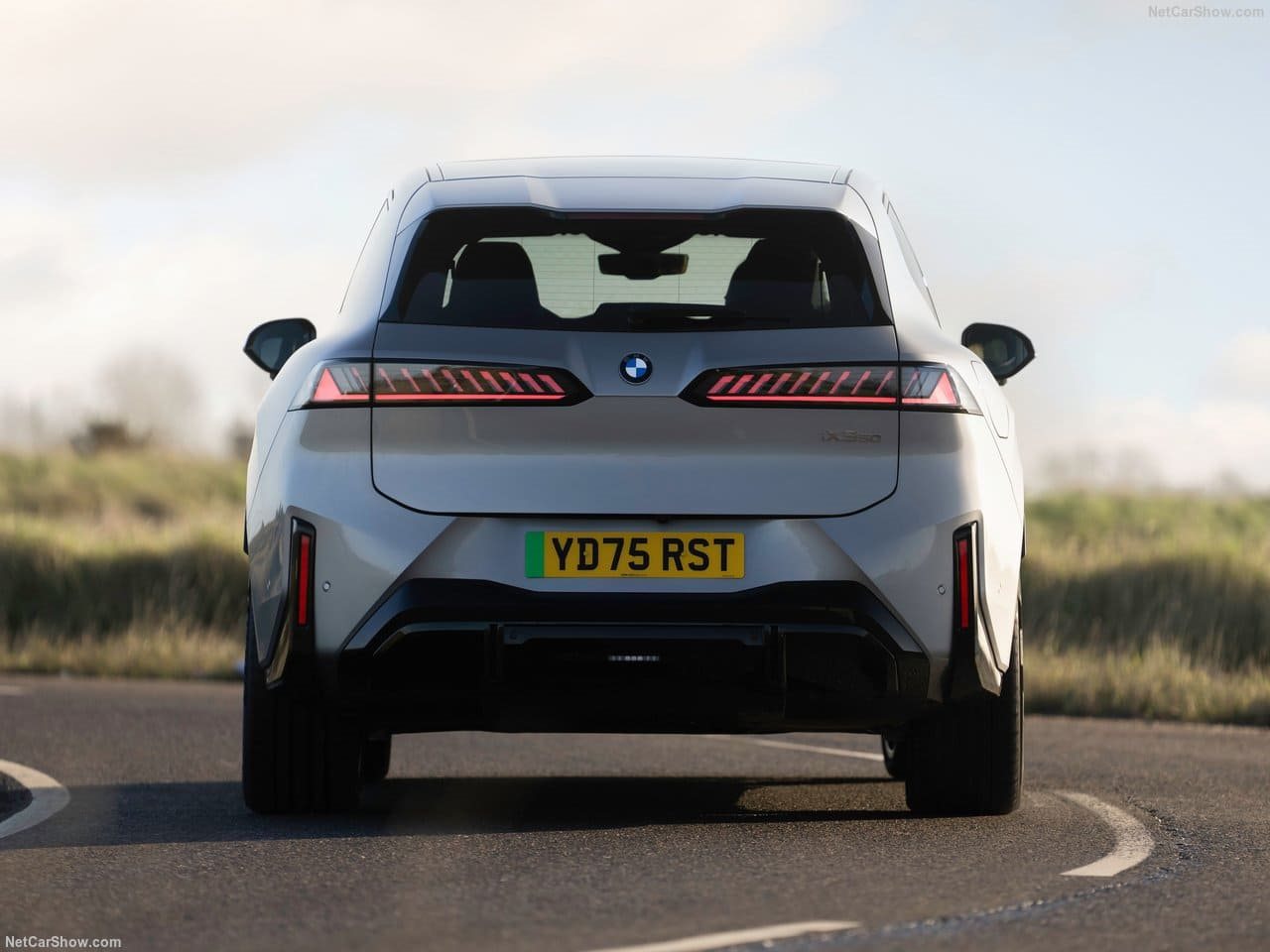 2026 - BMW iX3 UK VERSION, foto 28