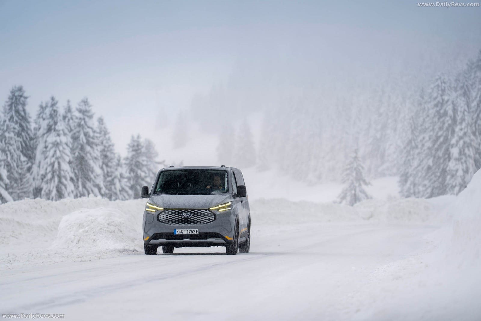 FORD E-TRANSIT CUSTOM AWD, foto 4