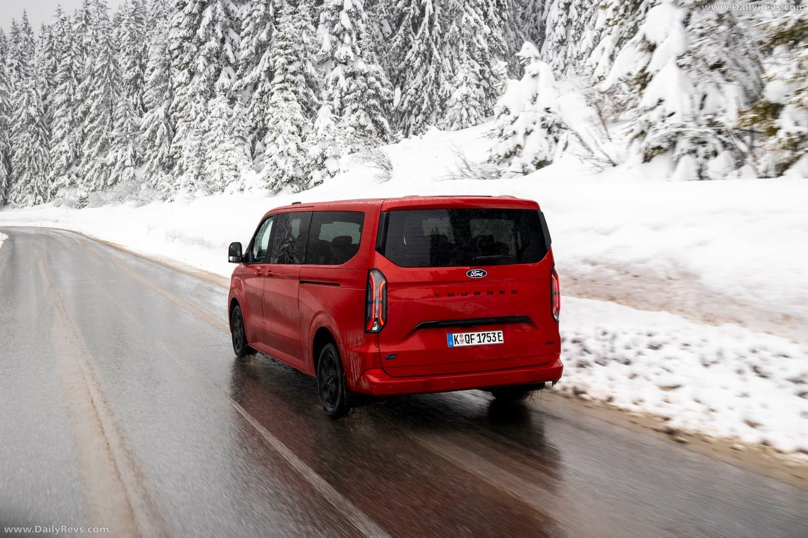 2026 - FORD E-TOURNEO CUSTOM AWD, foto 13