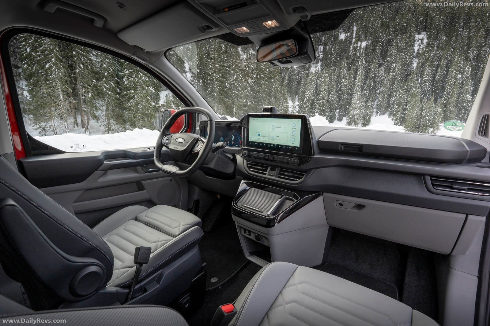 2026 - FORD E-TOURNEO CUSTOM AWD, foto 18