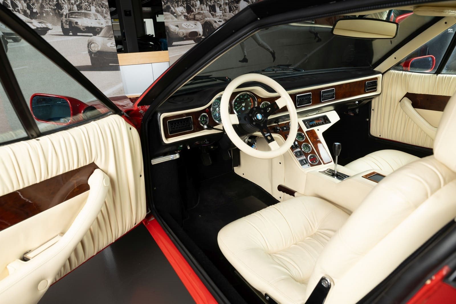 1988 - DE TOMASO PANTERA GT5-S RED, foto 7