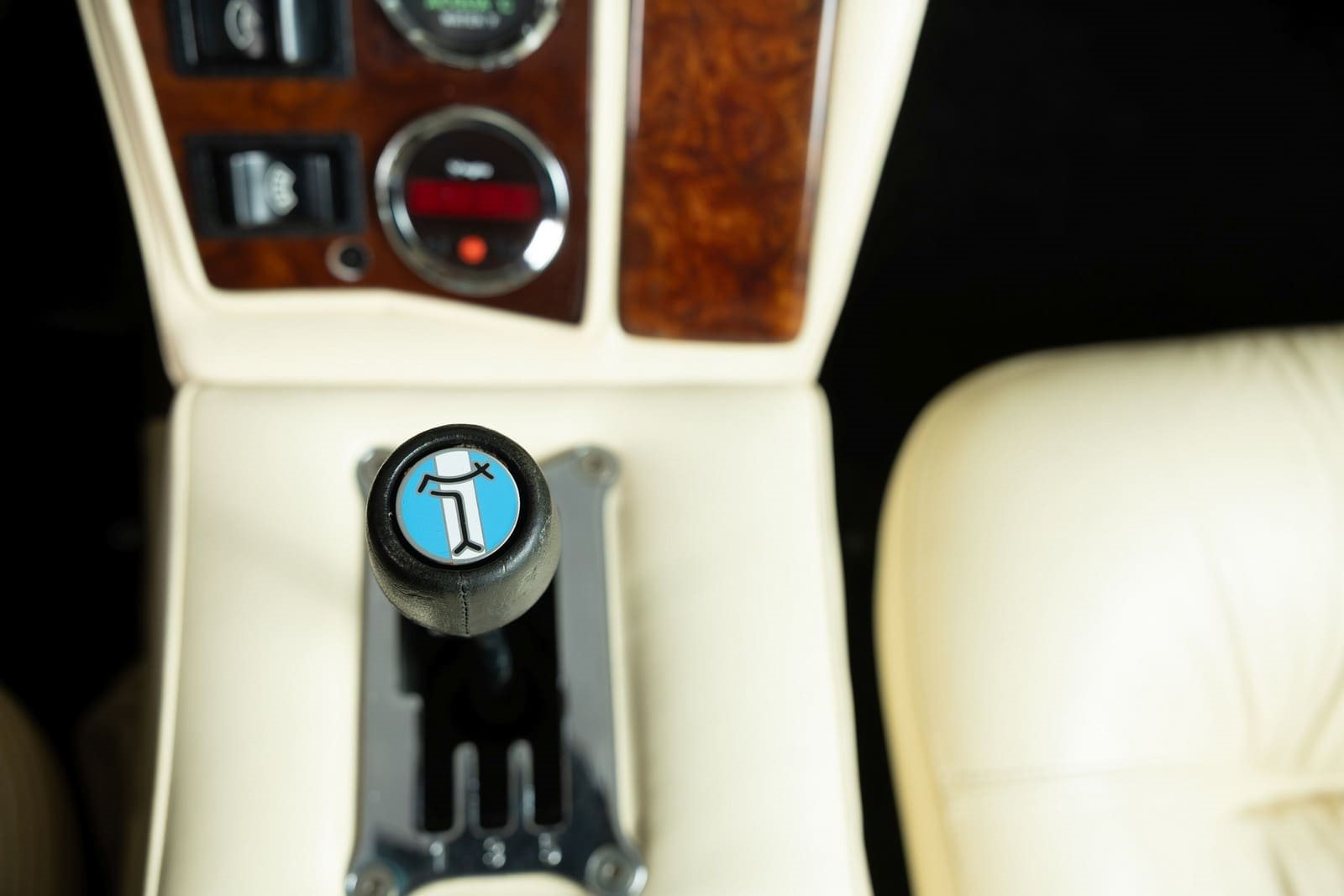1988 - DE TOMASO PANTERA GT5-S RED, foto 12