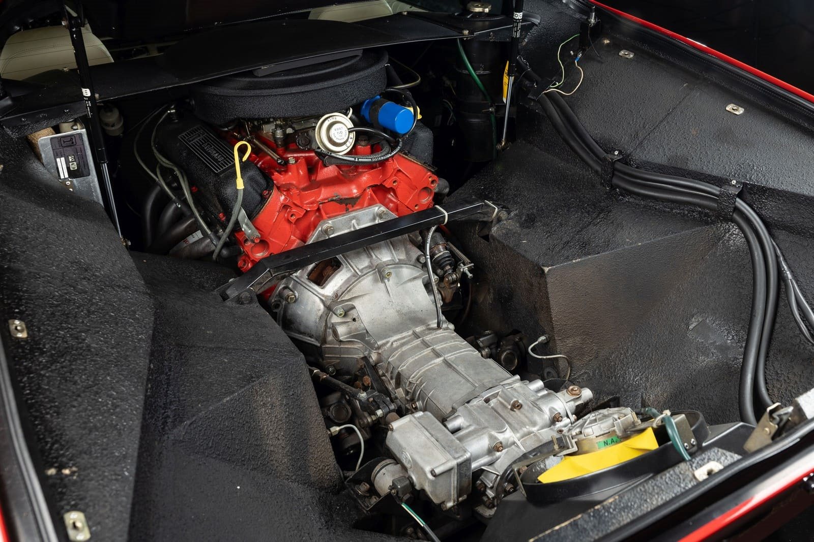 1988 - DE TOMASO PANTERA GT5-S RED, foto 16