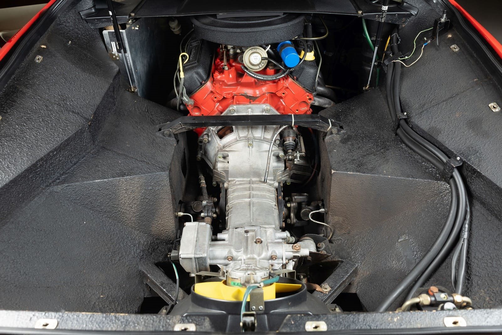 1988 - DE TOMASO PANTERA GT5-S RED, foto 17