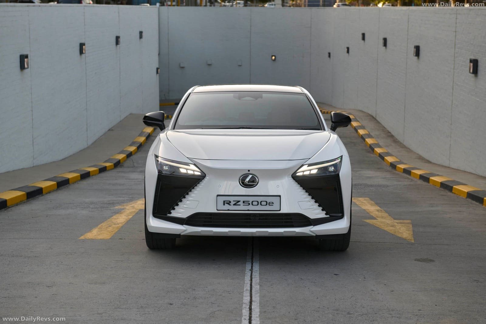 LEXUS RZ 500e SA VERSION, foto 1