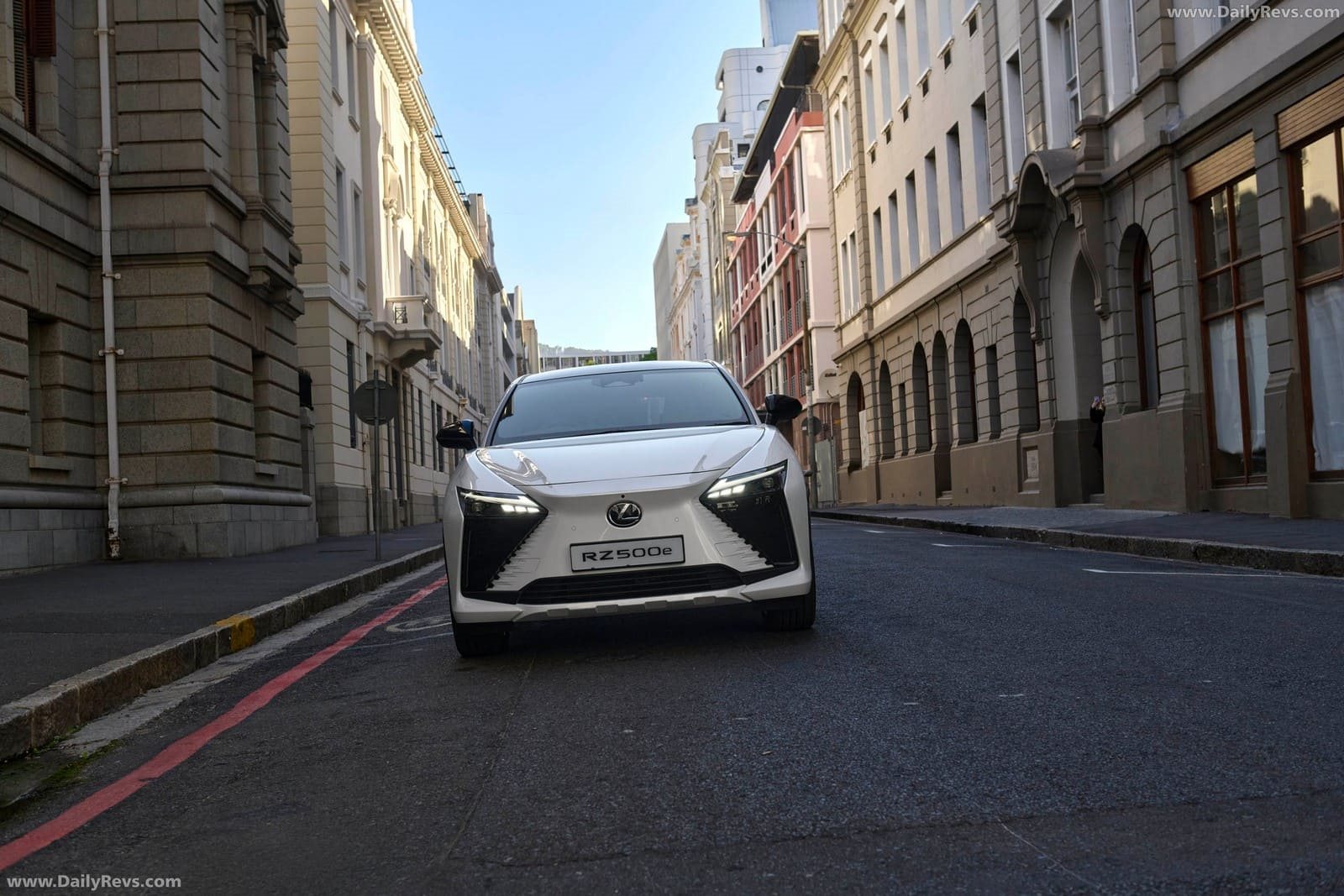 LEXUS RZ 500e SA VERSION, foto 14