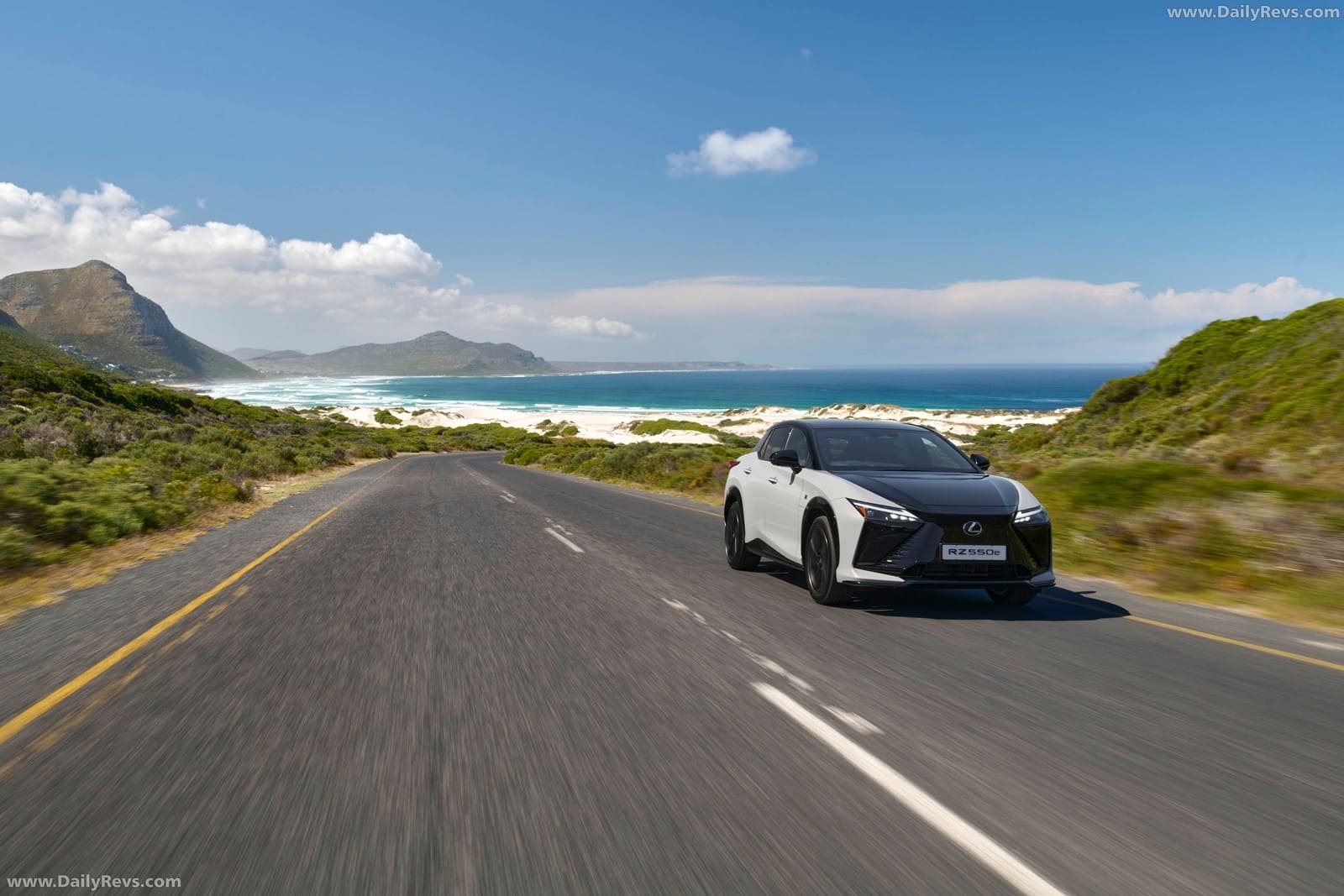 LEXUS RZ 550e F SPORT SA VERSION, foto 4