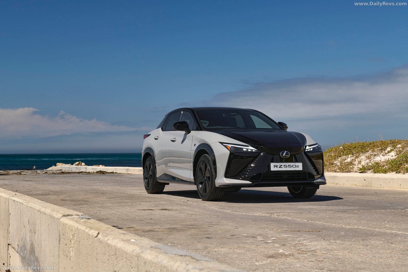 LEXUS RZ 550e F SPORT SA VERSION, foto 11