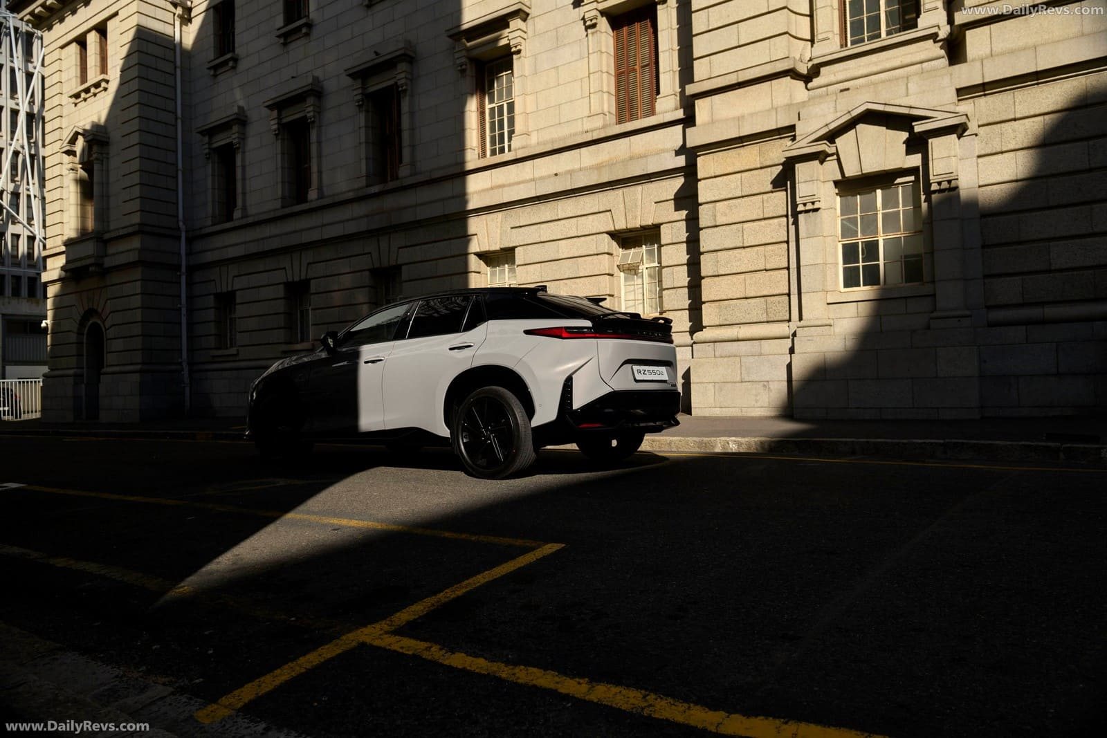 LEXUS RZ 550e F SPORT SA VERSION, foto 22