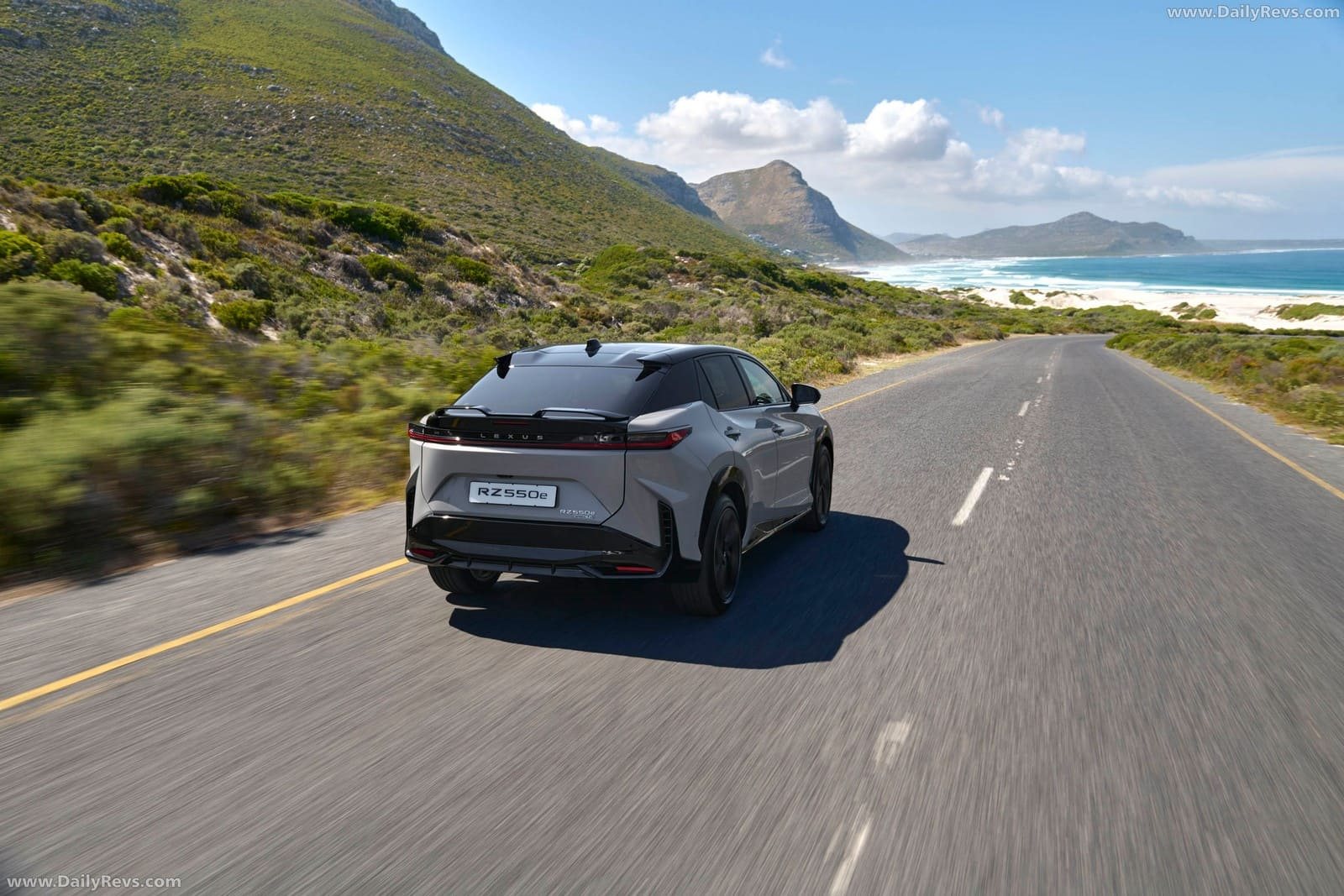 LEXUS RZ 550e F SPORT SA VERSION, foto 25