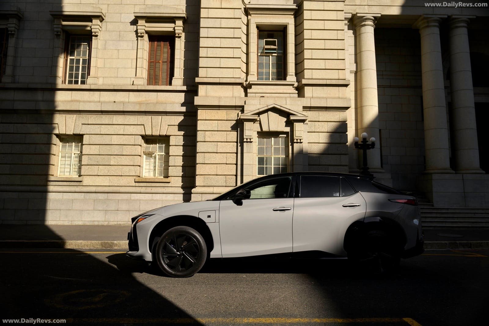 LEXUS RZ 550e F SPORT SA VERSION, foto 27