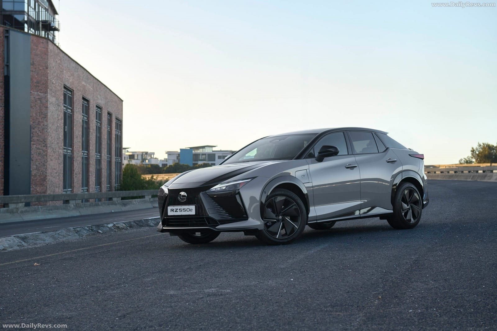 LEXUS RZ 550e F SPORT SA VERSION, foto 29