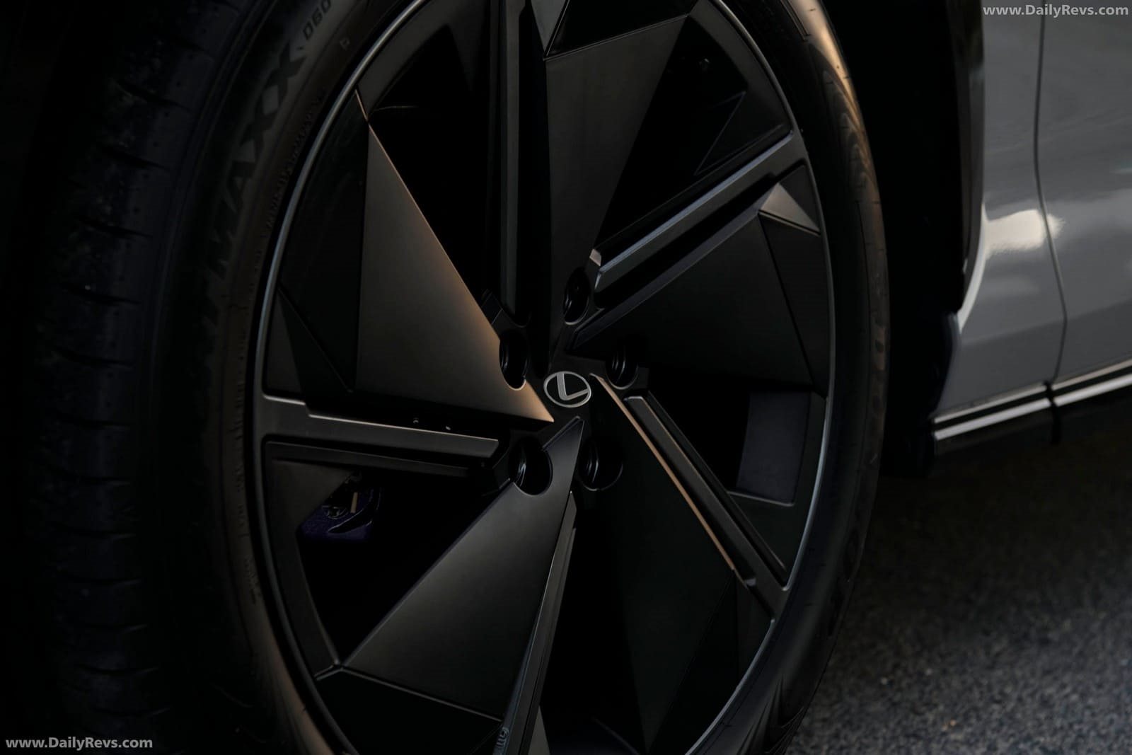 LEXUS RZ 550e F SPORT SA VERSION, foto 43