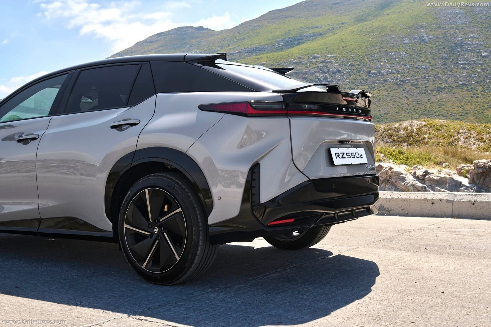 LEXUS RZ 550e F SPORT SA VERSION, foto 52