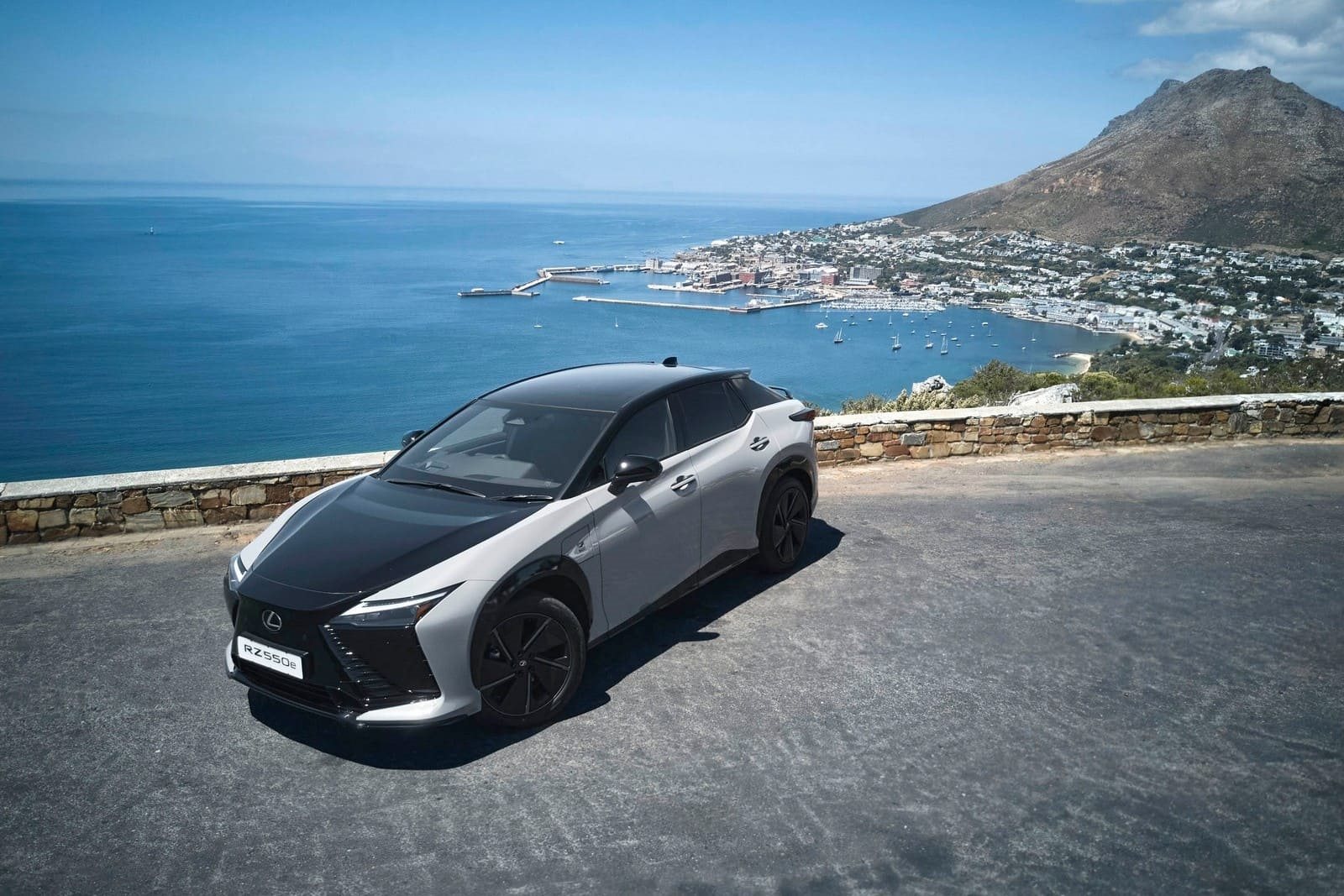 LEXUS RZ 550e F SPORT SA VERSION, foto 59