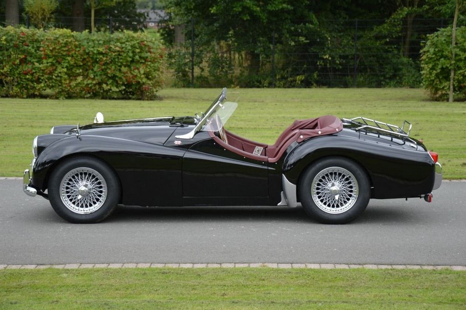 1955 - TRIUMPH TR2 BRITISH RACING BLACK, foto 2