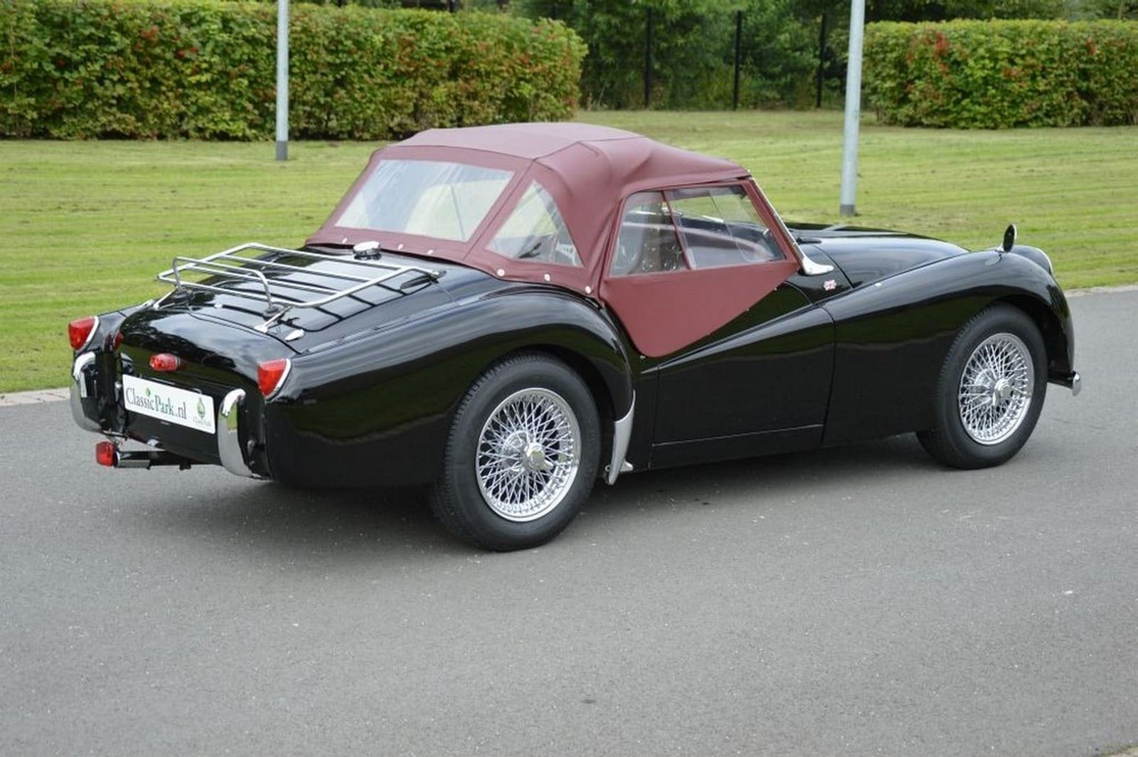1955 - TRIUMPH TR2 BRITISH RACING BLACK, foto 16