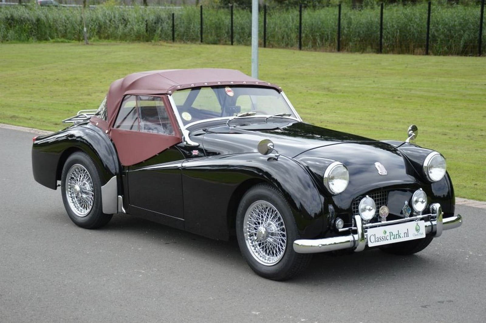 1955 - TRIUMPH TR2 BRITISH RACING BLACK, foto 18