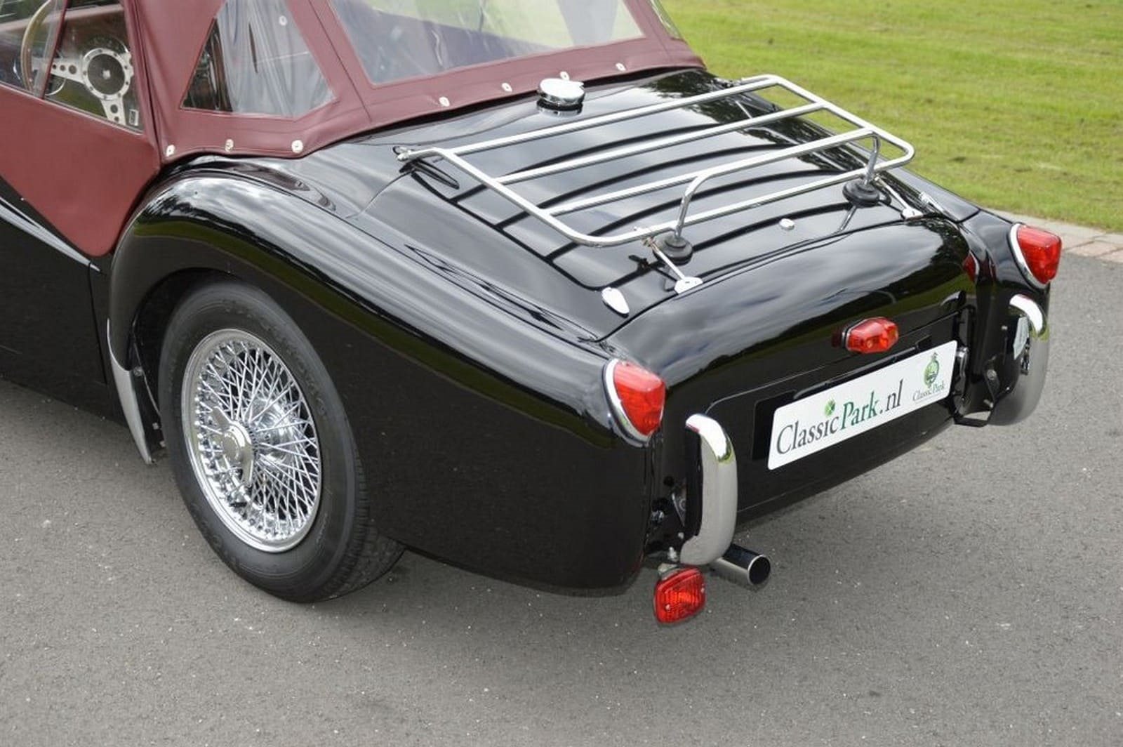 1955 - TRIUMPH TR2 BRITISH RACING BLACK, foto 36