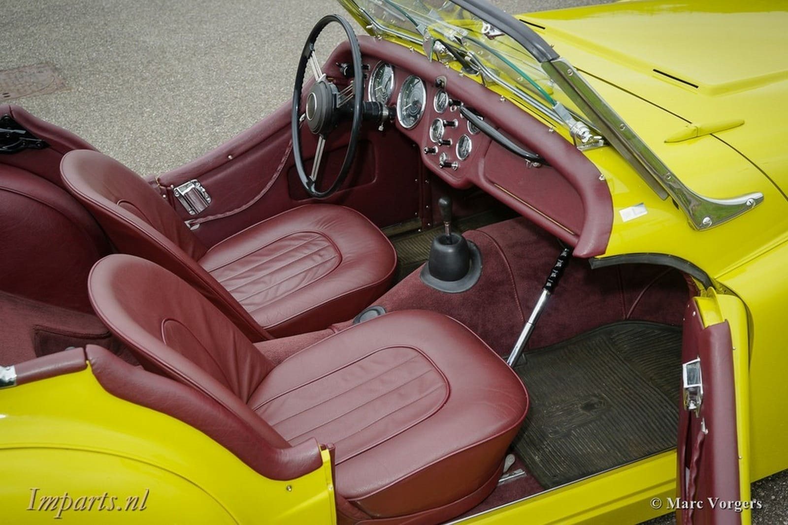 1955 - TRIUMPH TR2 OLIVE YELLOW, foto 5