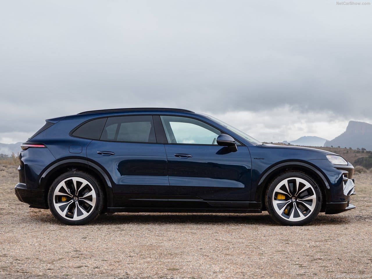 2026 - PORSCHE CAYENNE TURBO ELECTRIC, foto 21