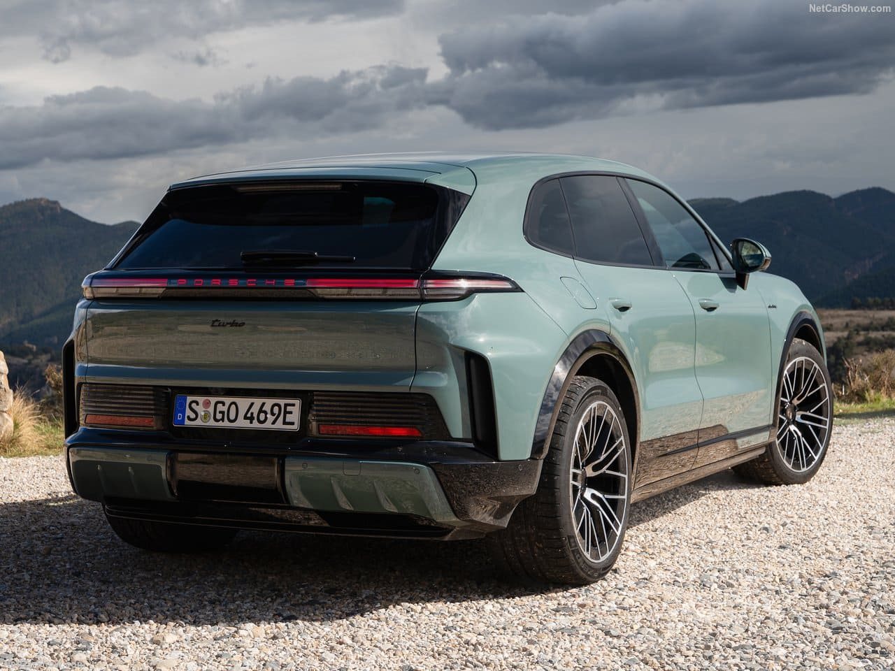2026 - PORSCHE CAYENNE TURBO ELECTRIC, foto 31