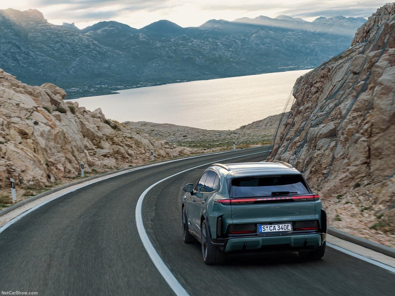 2026 - PORSCHE CAYENNE TURBO ELECTRIC, foto 36