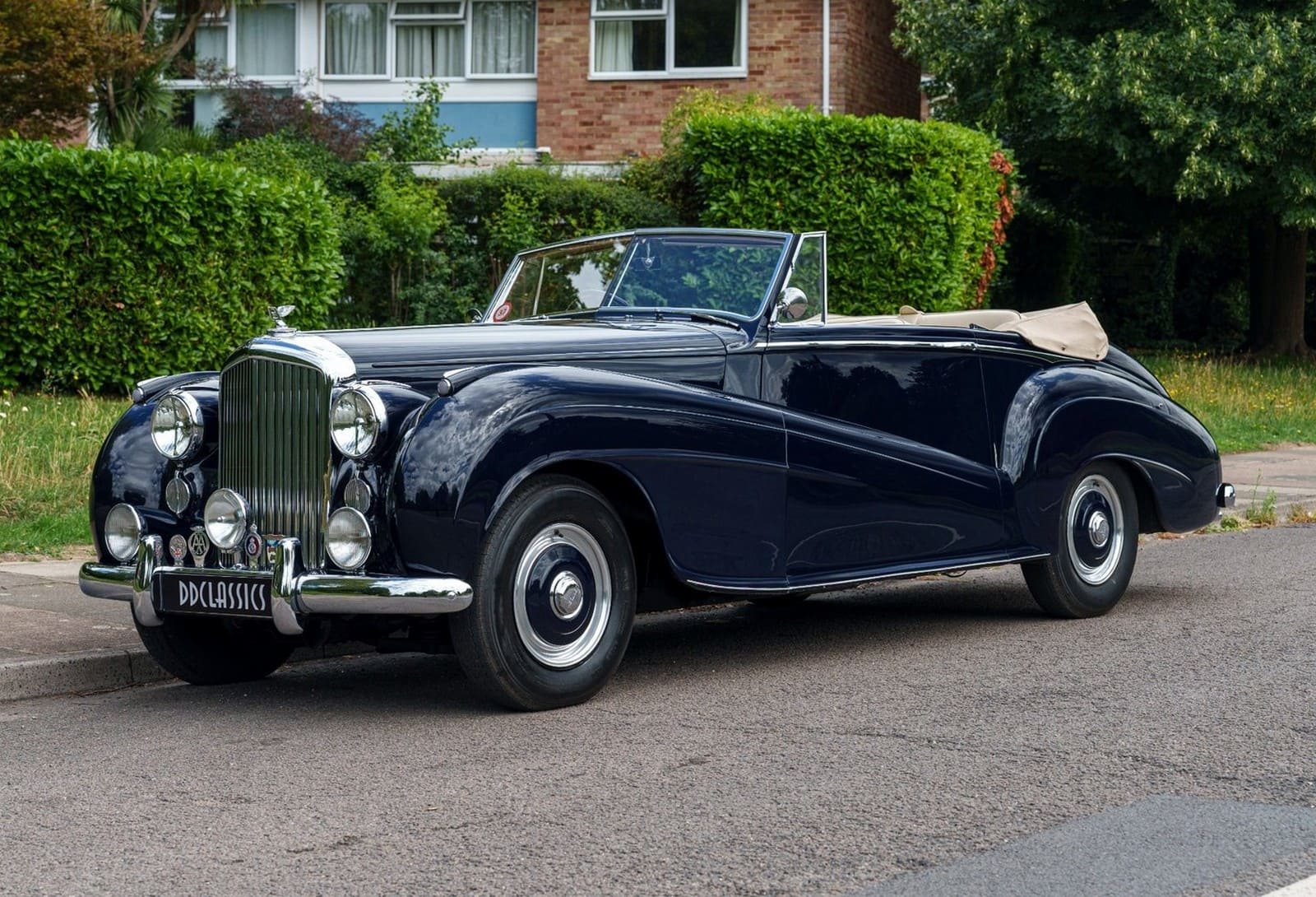 1952 - BENTLEY R-TYPE 4.5 ‘BIG BORE LIGHTWEIGHT’ MULLINER DROPHEAD COUPÉ, foto 1