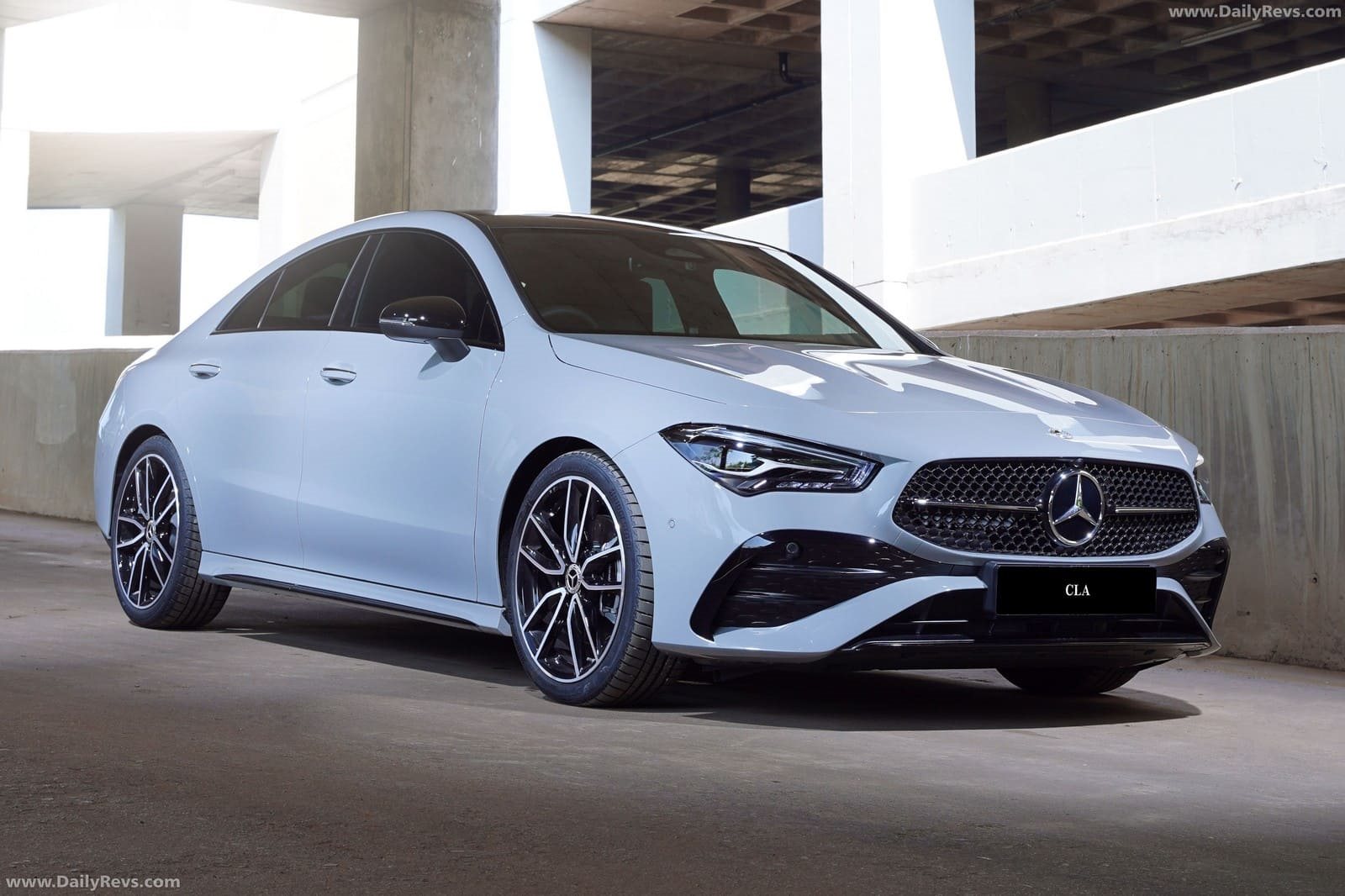 2026 - MERCEDES-BENZ CLA NIGHT EDITION, foto 1