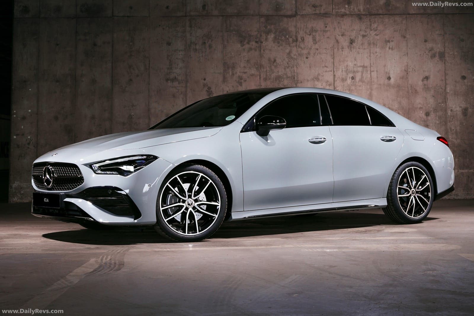 2026 - MERCEDES-BENZ CLA NIGHT EDITION, foto 3