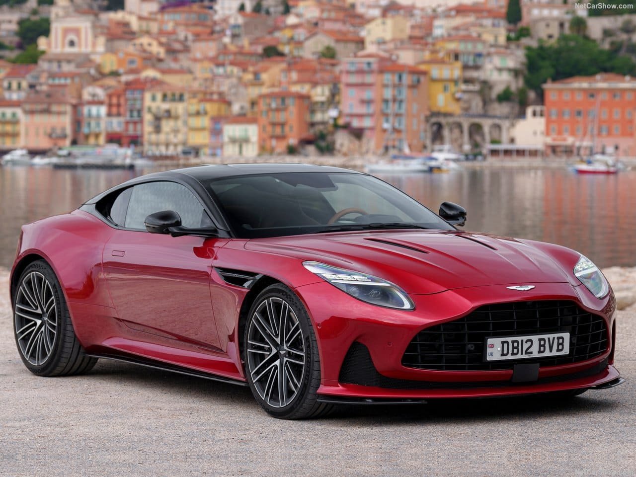 2024 - ASTON MARTIN DB12 HYPER RED, foto 7