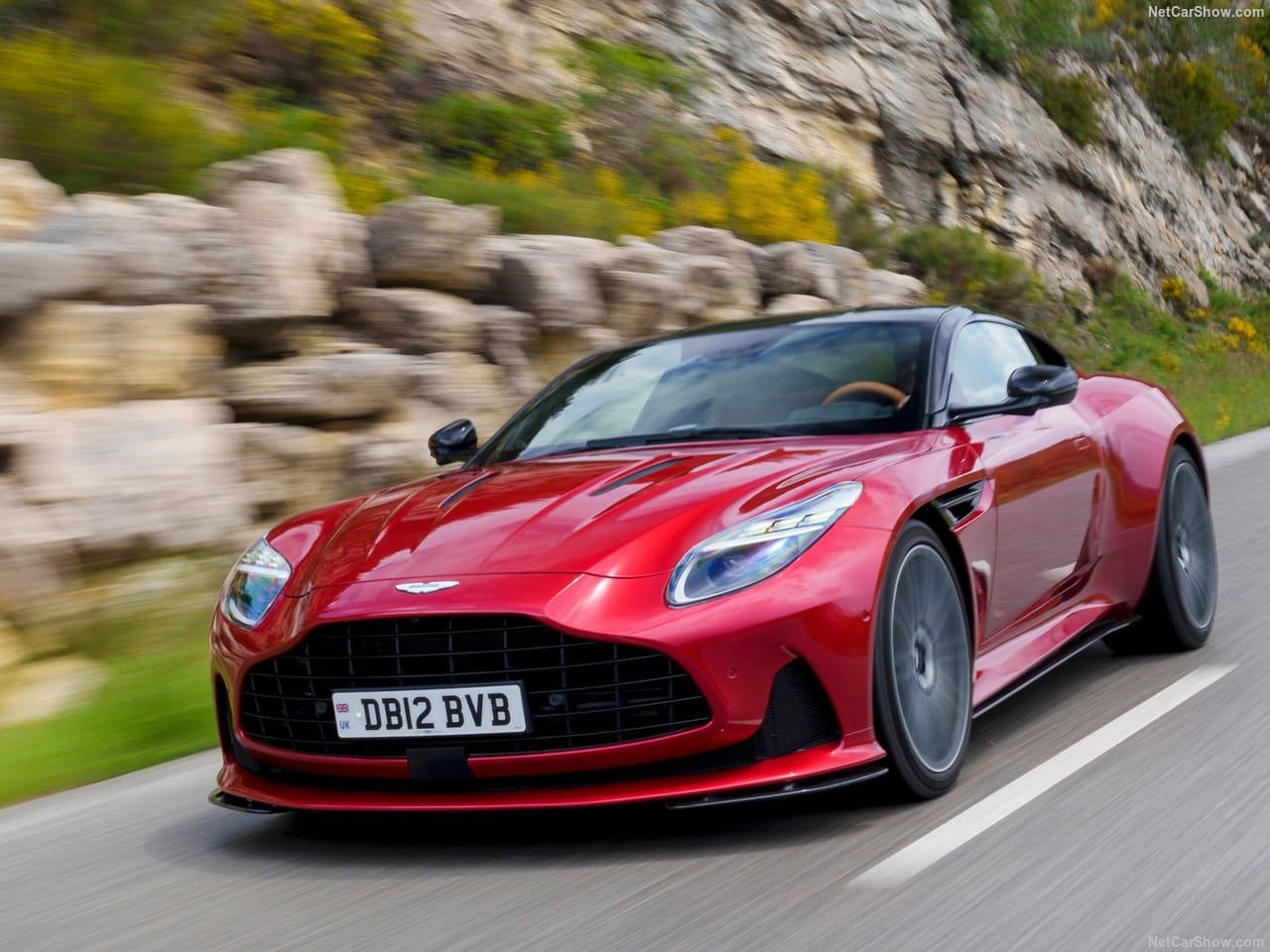 2024 - ASTON MARTIN DB12 HYPER RED, foto 49