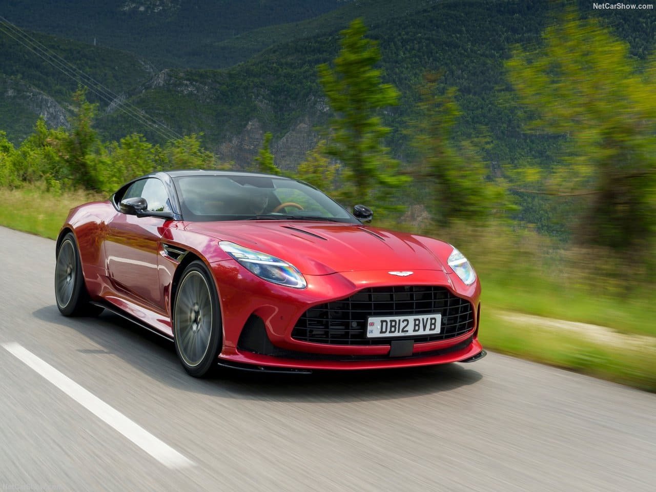 2024 - ASTON MARTIN DB12 HYPER RED, foto 62