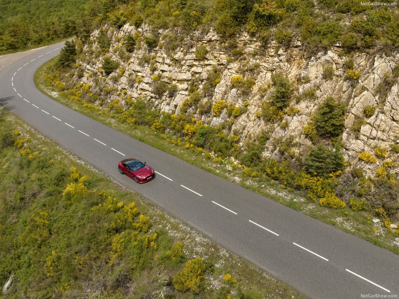 2024 - ASTON MARTIN DB12 HYPER RED, foto 67