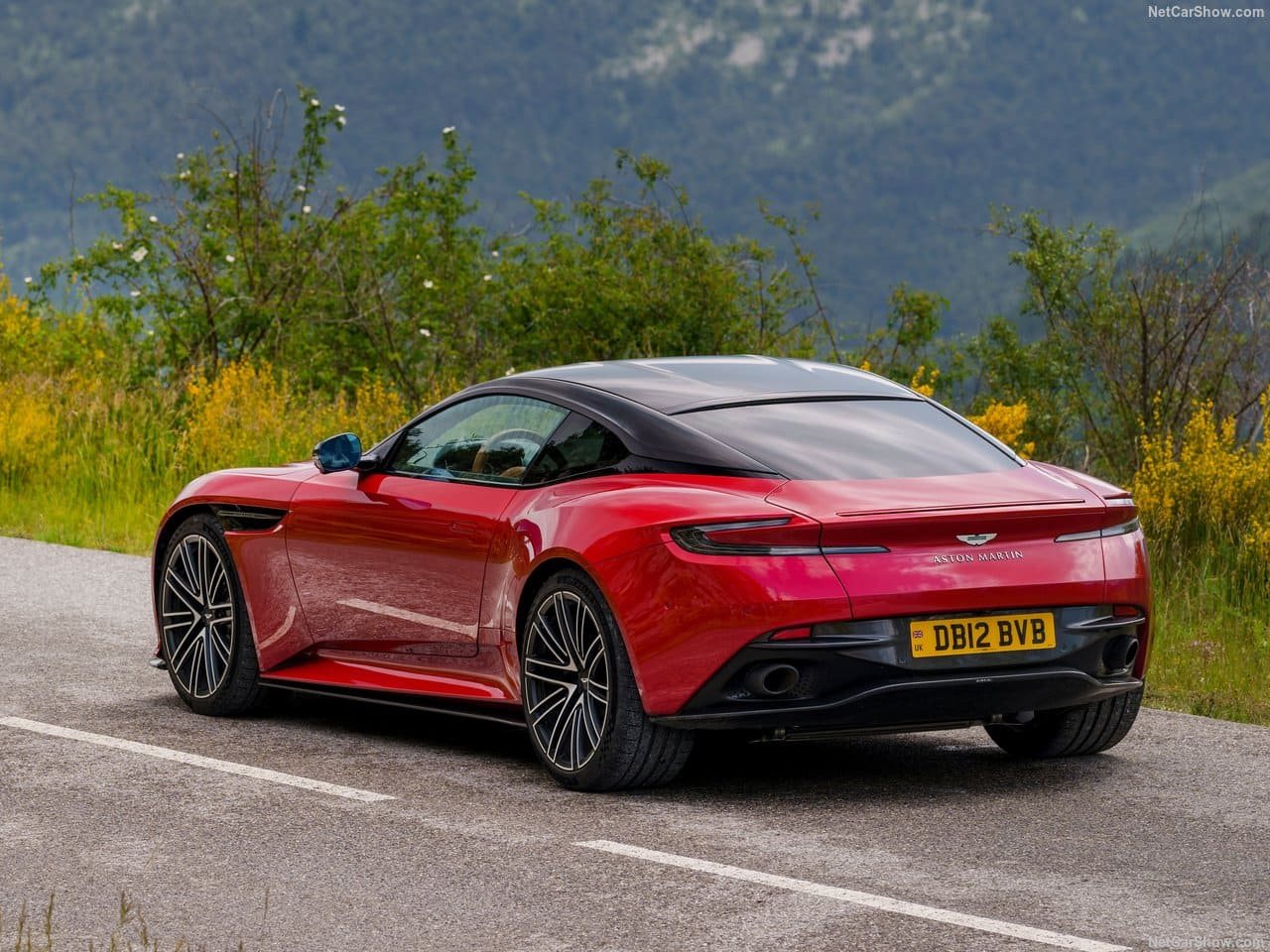 2024 - ASTON MARTIN DB12 HYPER RED, foto 76