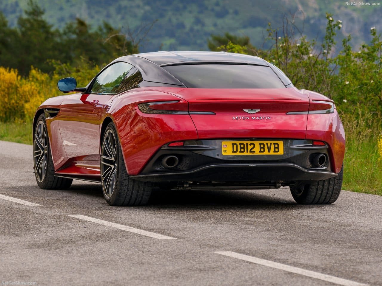 2024 - ASTON MARTIN DB12 HYPER RED, foto 78