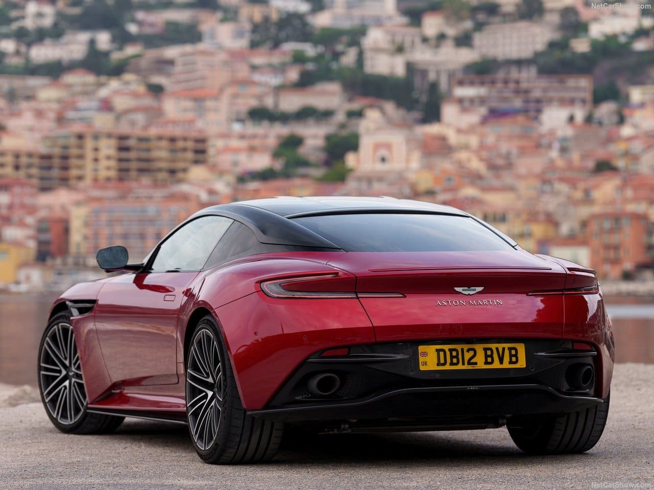 2024 - ASTON MARTIN DB12 HYPER RED, foto 82