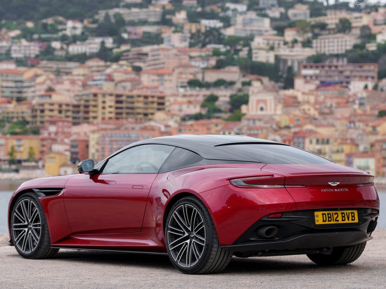 2024 - ASTON MARTIN DB12 HYPER RED, foto 84