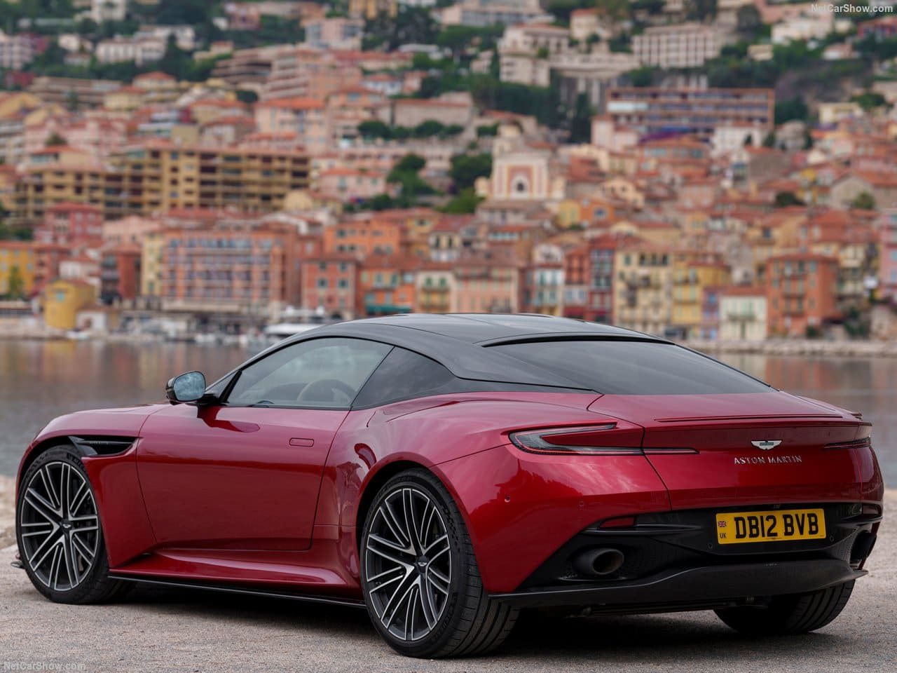 2024 - ASTON MARTIN DB12 HYPER RED, foto 86