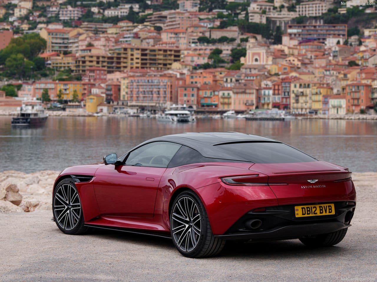 2024 - ASTON MARTIN DB12 HYPER RED, foto 87