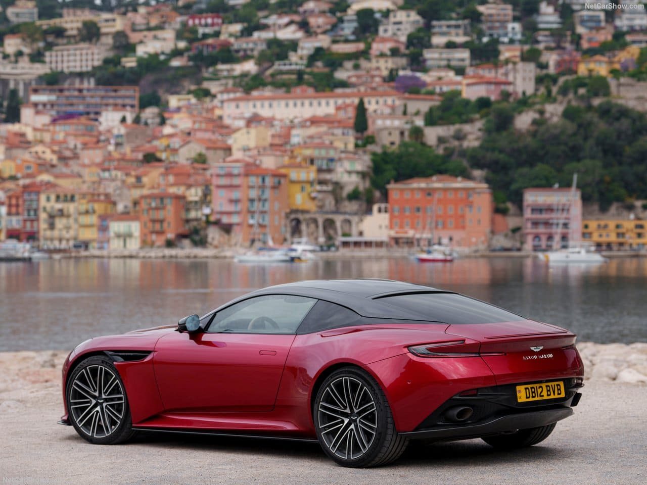 2024 - ASTON MARTIN DB12 HYPER RED, foto 88