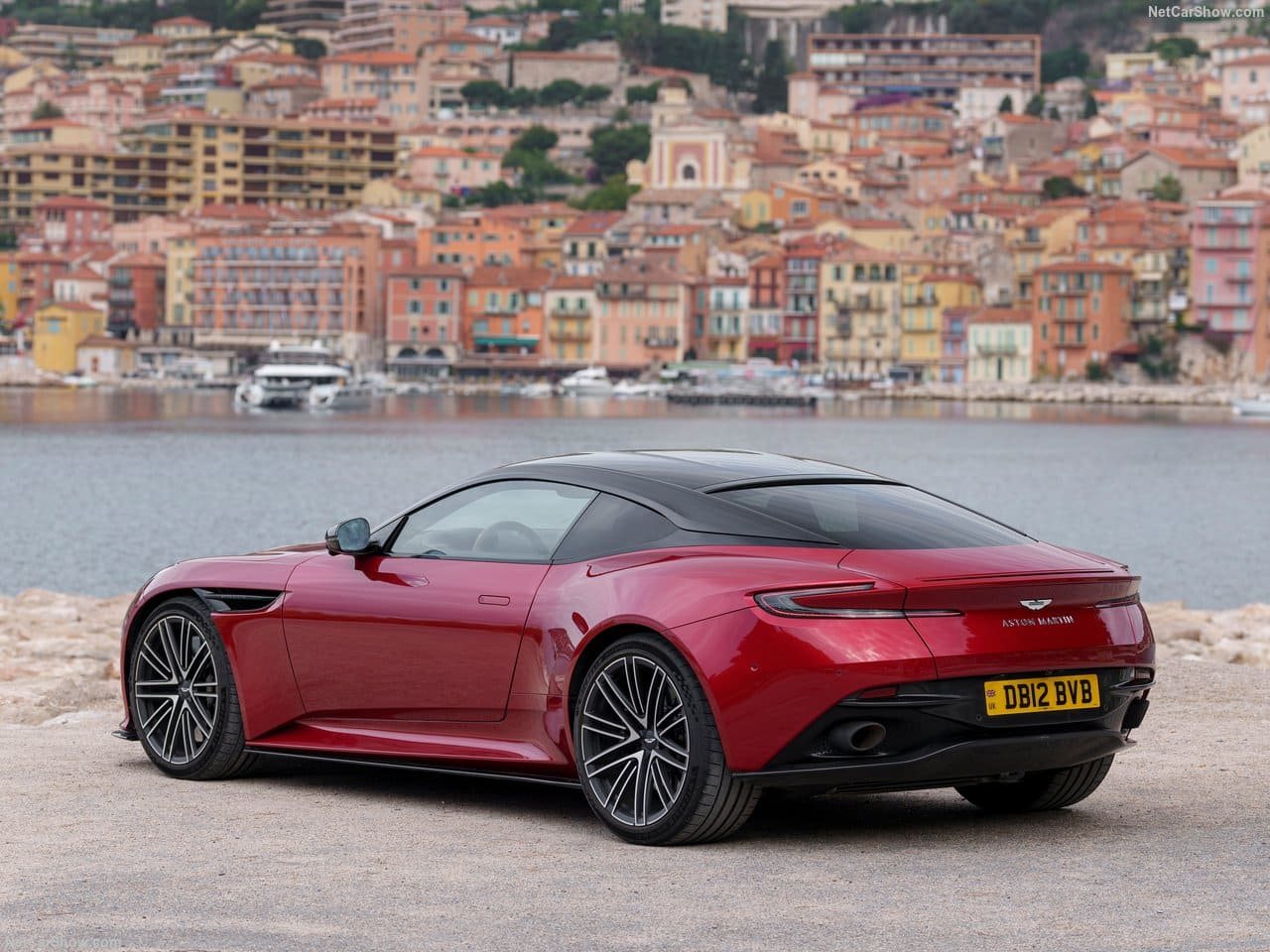 2024 - ASTON MARTIN DB12 HYPER RED, foto 90