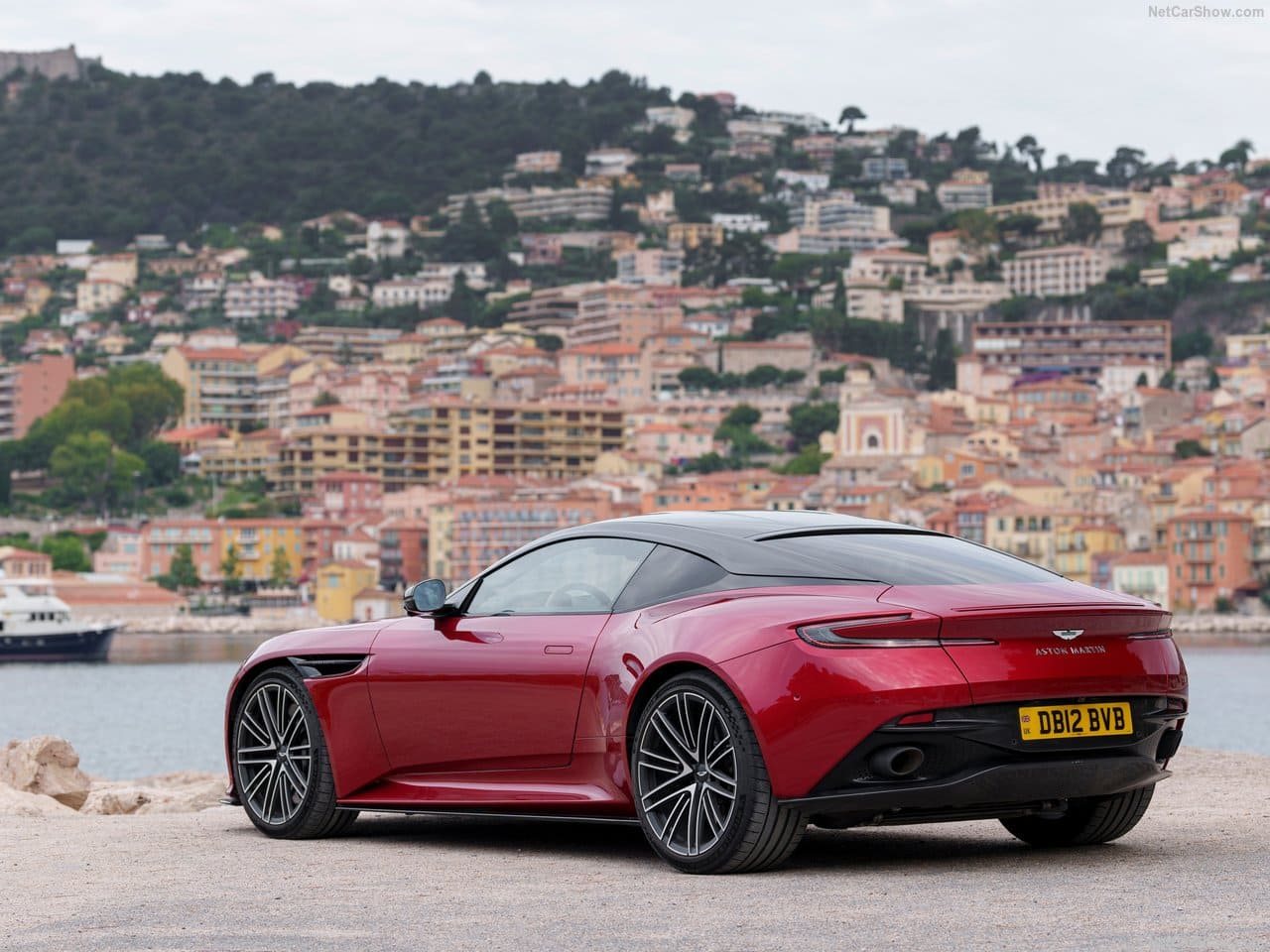 2024 - ASTON MARTIN DB12 HYPER RED, foto 94