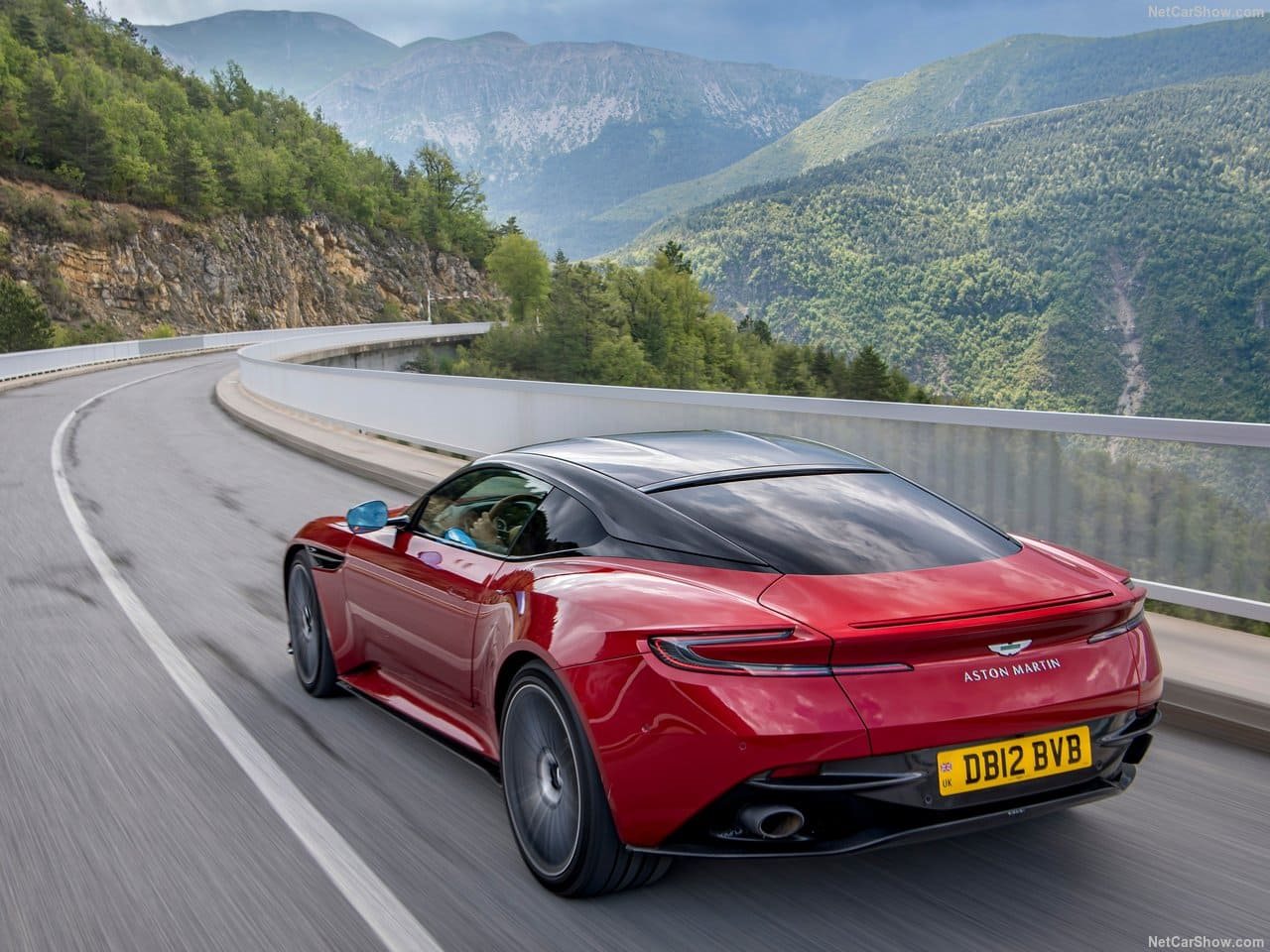 2024 - ASTON MARTIN DB12 HYPER RED, foto 96