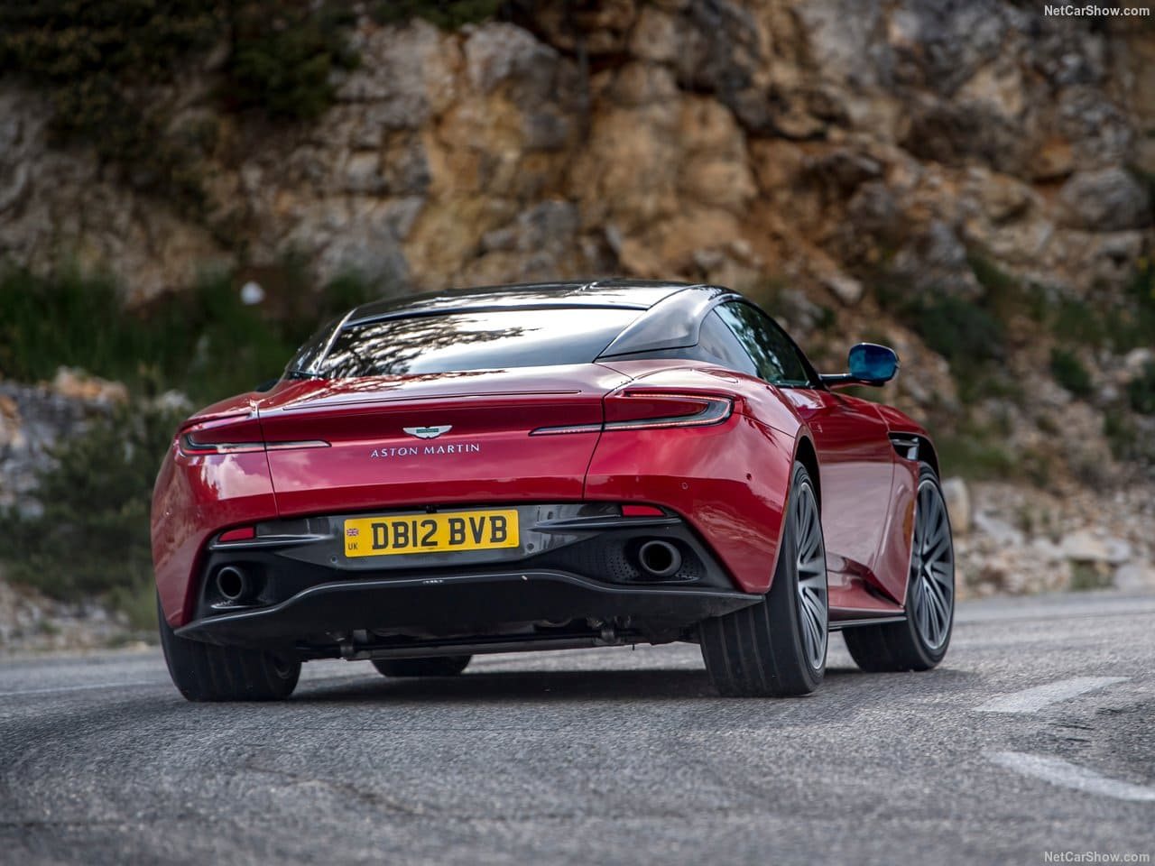 2024 - ASTON MARTIN DB12 HYPER RED, foto 108