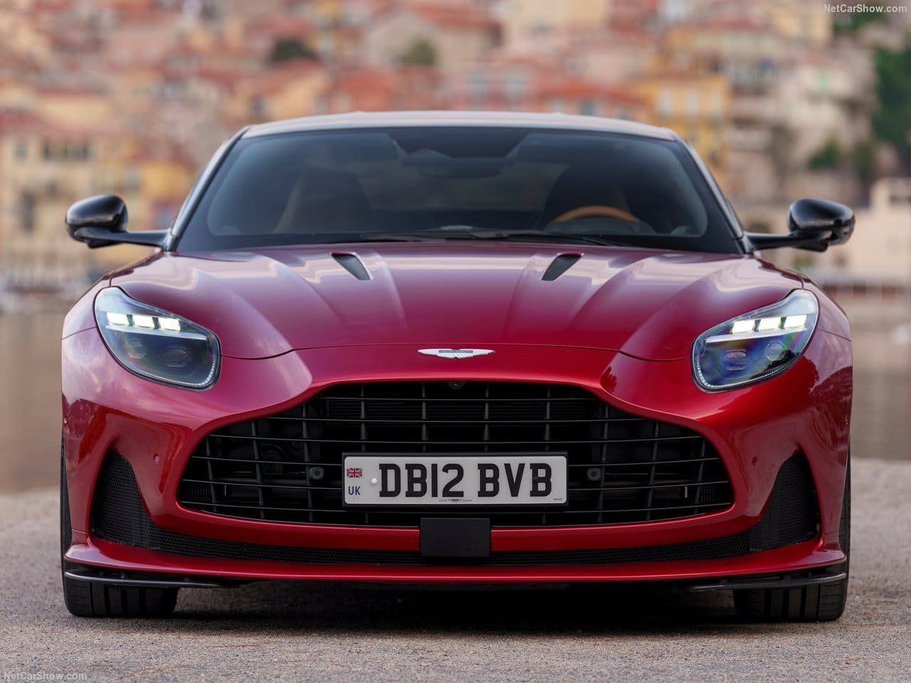 2024 - ASTON MARTIN DB12 HYPER RED, foto 110