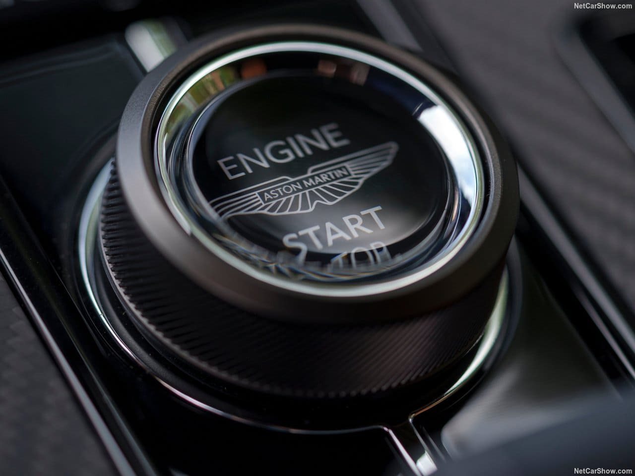 2024 - ASTON MARTIN DB12 HYPER RED, foto 127
