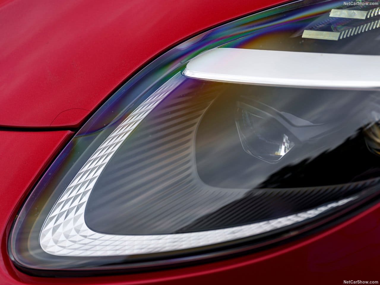 2024 - ASTON MARTIN DB12 HYPER RED, foto 173