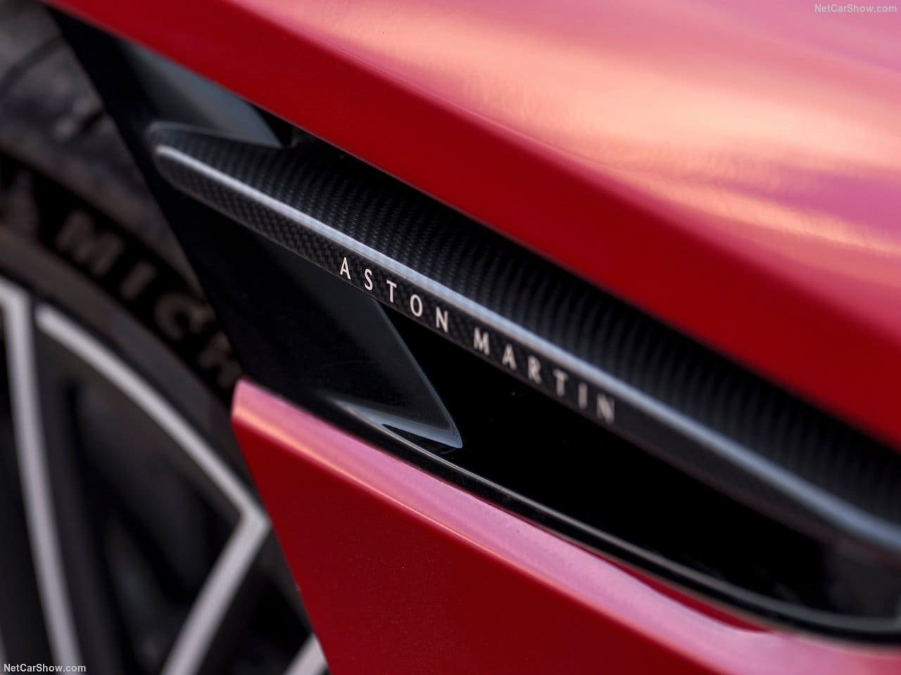2024 - ASTON MARTIN DB12 HYPER RED, foto 189